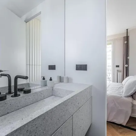 Luxueux Haussmannien Avec Vue Sur Lägenhet Paris