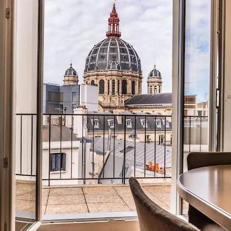 Luxueux Haussmannien Avec Vue Sur *
