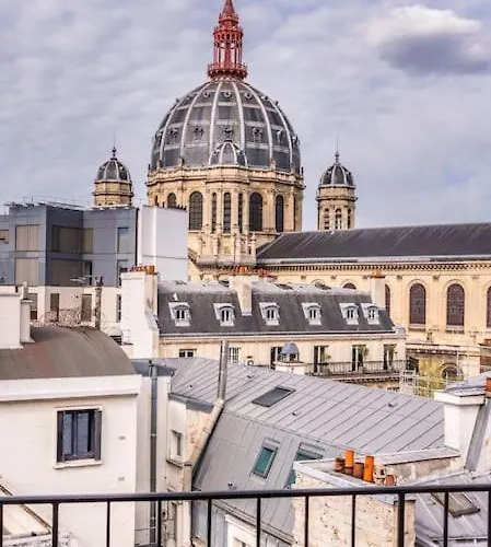 Luxueux Haussmannien Avec Vue Sur פריז