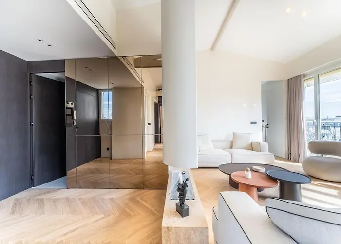 Luxueux Haussmannien Avec Vue Sur דירה *